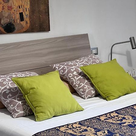 Apartamento Casa Di TaTa Trezzo sullʼAdda Exterior foto